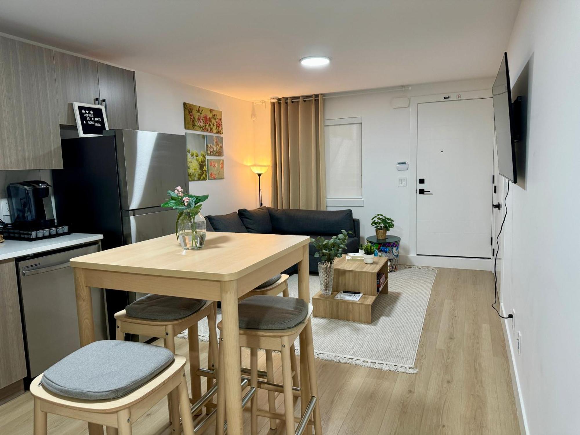 The Sunset Haven- Cozy 2Br Basement Suite Near White Rock Surrey Exterior foto